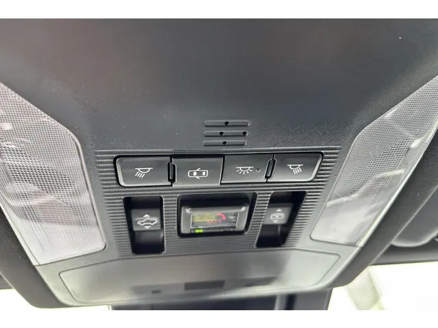 Toyota RAV4 2.5 Hybrid AWD Bi-Tone 2019 Hybride Benzine 25