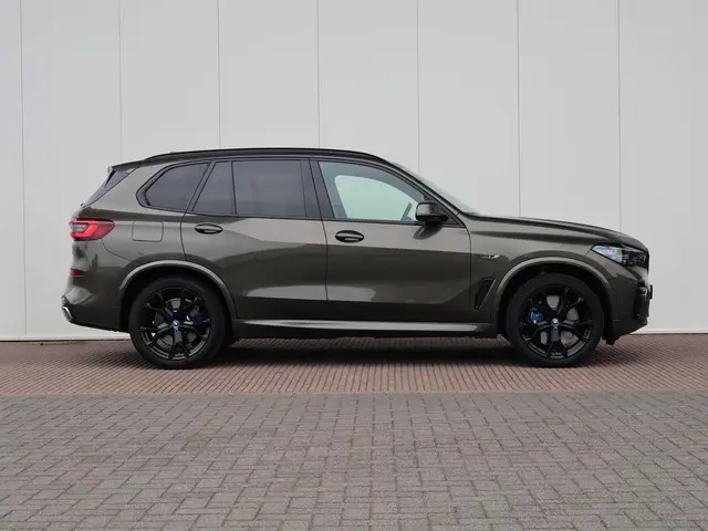 BMW X5 xDrive45e High Executive 2022 Hybride Benzine 4