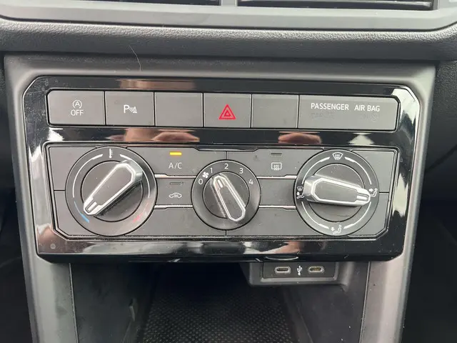 Volkswagen T-Cross 1.0 TSI Life 2022 Benzine 9