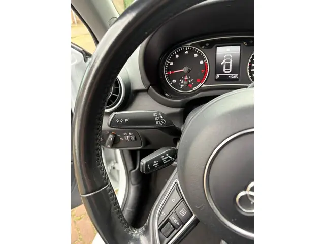 Audi A1 Sportback 1.0 TFSI Pro Line 2017 Benzine 11