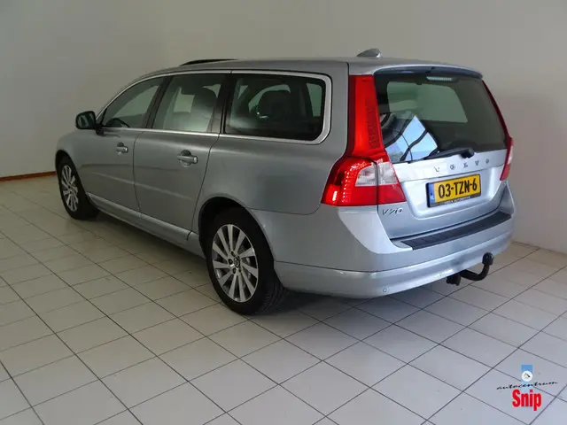 Volvo V70 1.6 T4 Limited Edition 2012 Benzine 30