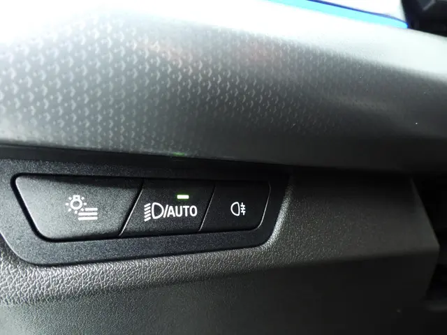 BMW X2 M35i xDrive 2025 Benzine 24