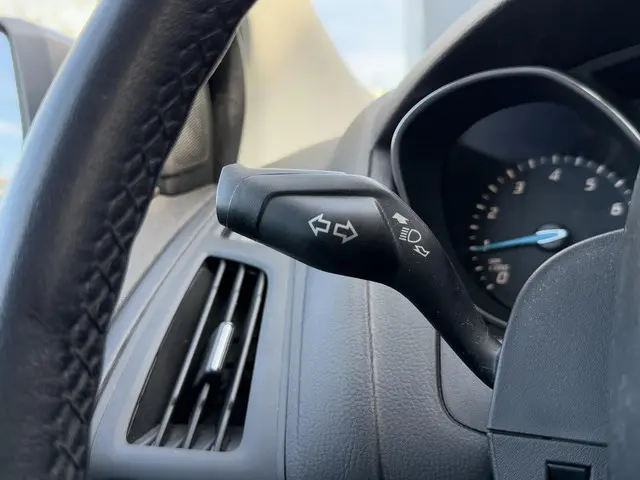 Ford Focus Wagon 1.0 EcoBoost Edition 2014 Benzine 29