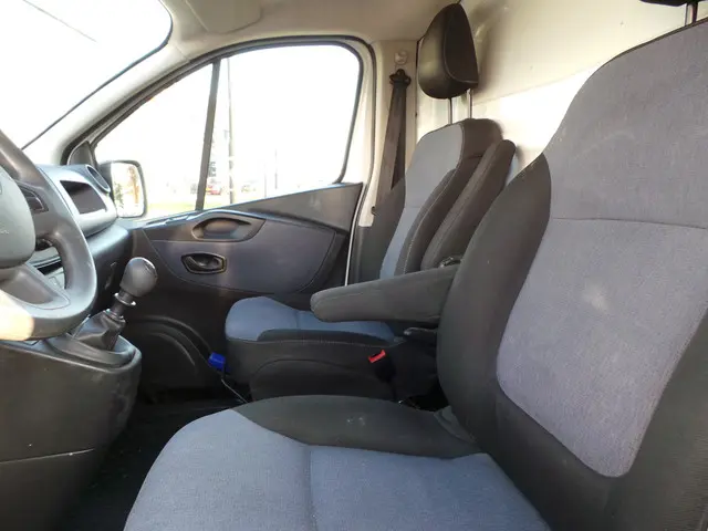Opel Vivaro 1.6 CDTI 122pk L2H1 Edition 2018 Diesel 8