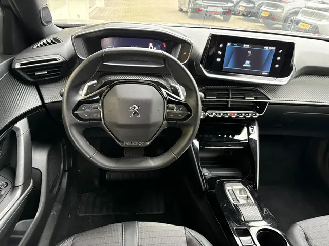 Peugeot 2008 1.2T Automaat 130pk Allure 2023 Benzine 8