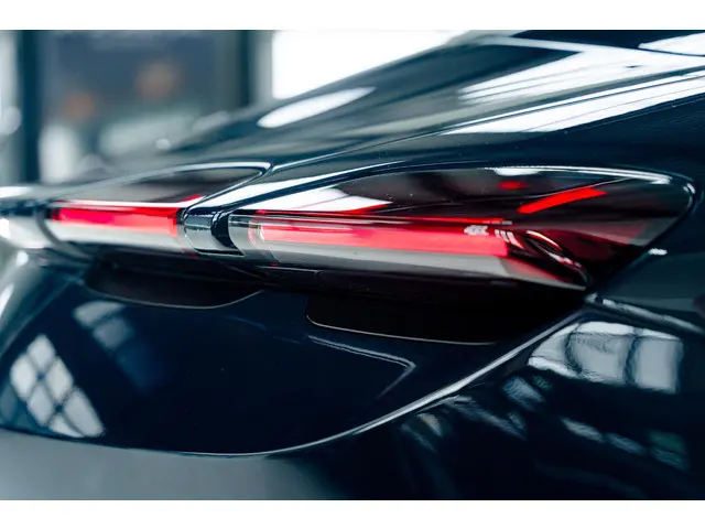 Ferrari Roma Spider 3.9 V8 2026 Benzine 16