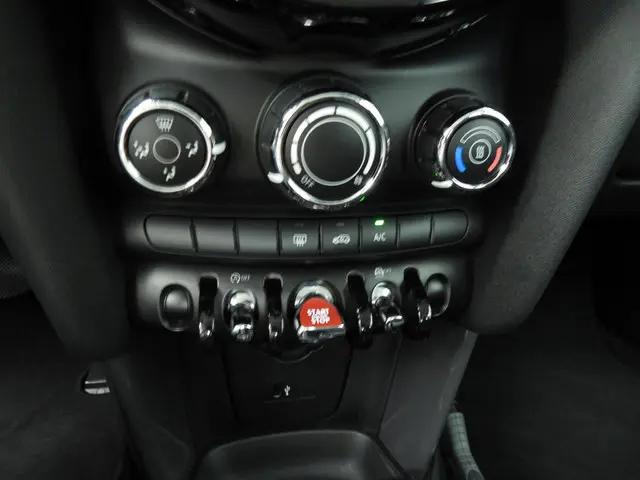MINI 3-Deurs One 2021 Benzine 14