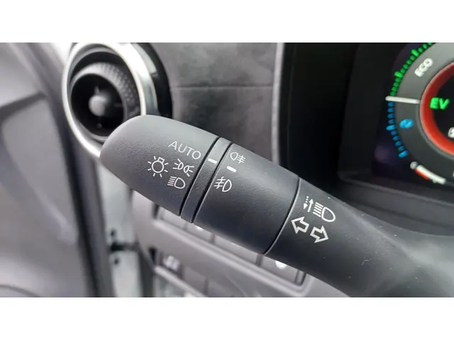Nissan Juke 1.6 Hybrid 143 N-Design 2024 Hybride Benzine 23