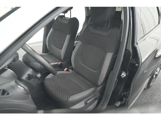 Renault Captur TCe 90 Intens 2017 Benzine 26