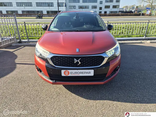 DS DS 4 1.6 THP Chic 2017 Benzine 2