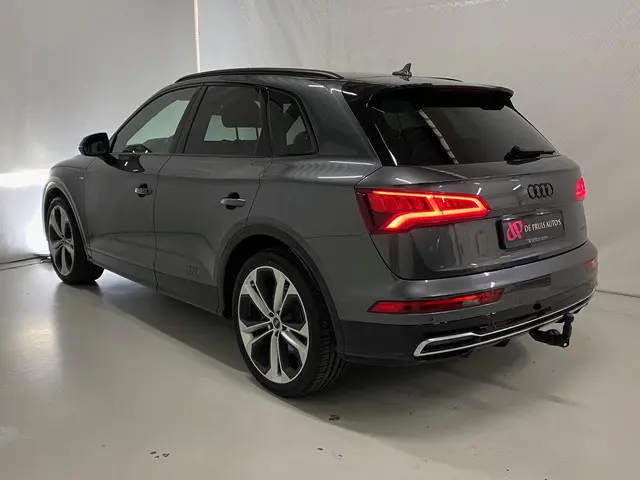 Audi Q5 45 TFSI quattro S edition 2019 Benzine 42