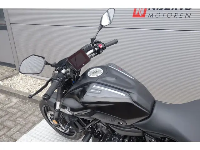 Yamaha MT 07 ABS 2022 Benzine 21