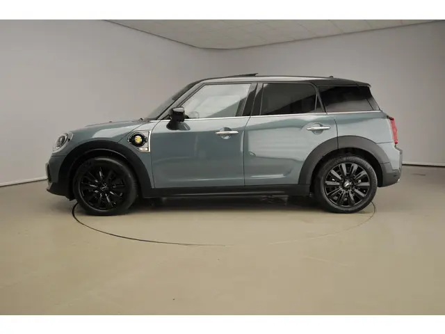 MINI Countryman SE 2021 Hybride Benzine 2