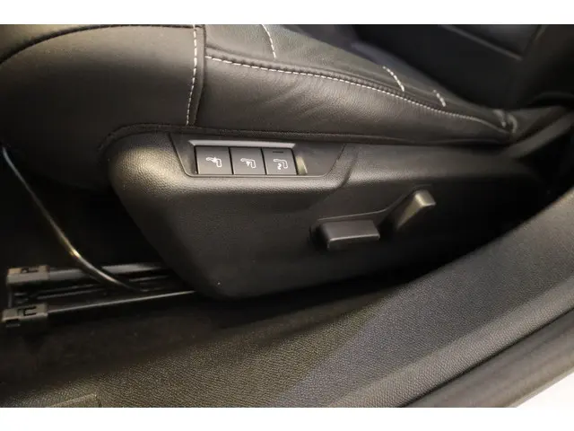 Citroën ë-C4 Shine 50 kWh 2022 Elektrisch 29