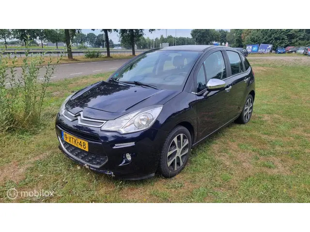 Citroën C3 1.2 VTi Exclusive 2014 Benzine 2