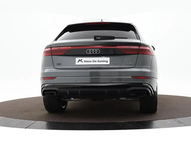 Audi Q8 Pro Line S 55 TFSI e 394 PK 2025 Hybride Benzine 29