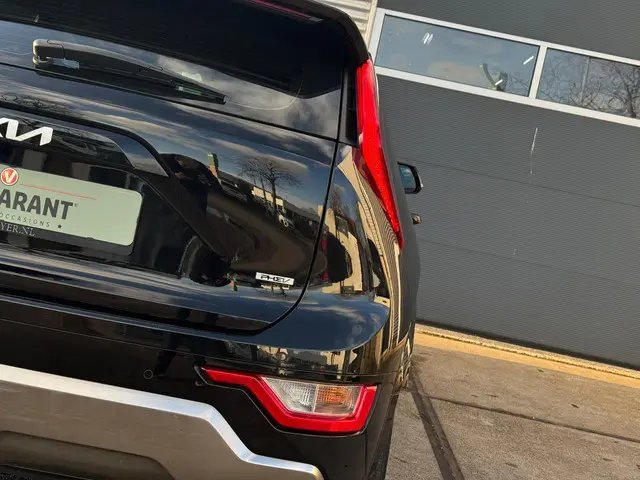 Kia Niro 1.6 GDi PHEV DynamicLine 2022 Hybride Benzine 19