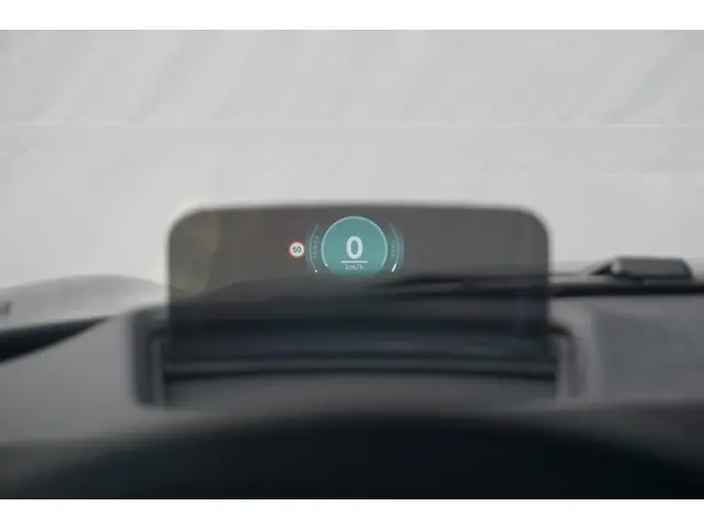 MINI 5-Deurs Cooper 2024 Benzine 13