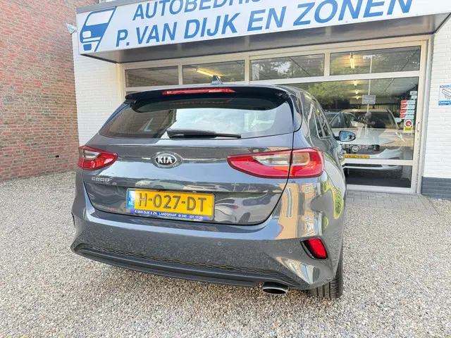 Kia Ceed 1.4 T-GDi DynamicLine 1e eigenaar 2020 Benzine 6