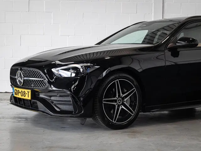 Mercedes-Benz C-Klasse Estate 180 AMG Line 2024 Benzine 4