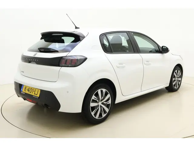 Peugeot 208 2