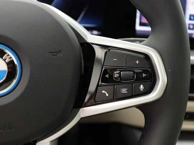 BMW i4 eDrive35 M SportPakket Pro 2024 Elektrisch 19