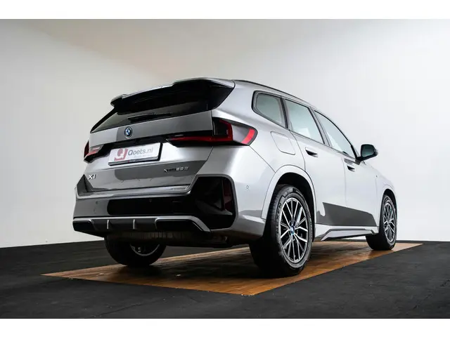 BMW X1 xDrive25e 2025 Hybride Benzine 8