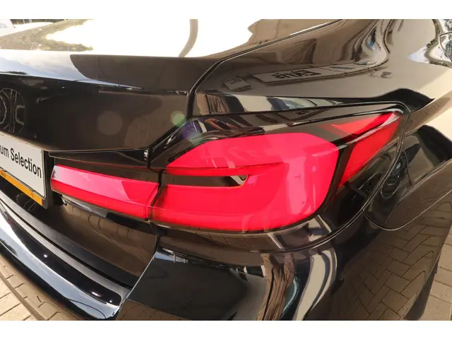 BMW 5 Serie Sedan 530e 2021 Hybride Benzine 9