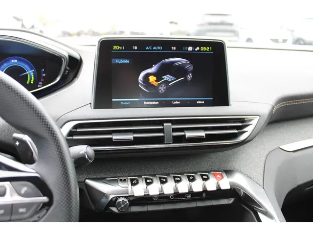 Peugeot 3008 1.6 HYbrid 225 GT 2020 Hybride Benzine 17