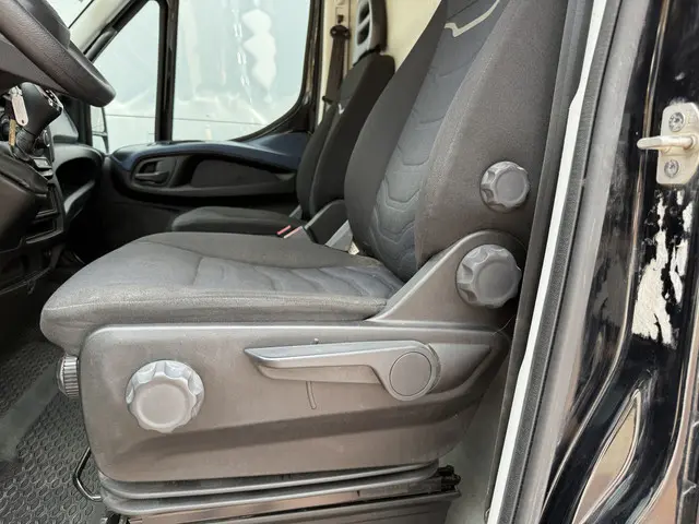 Iveco Daily 35S18 3.0 2020 Diesel 22