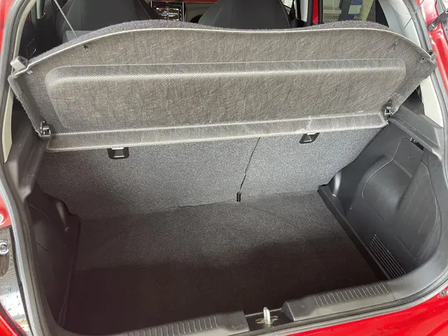 Suzuki Swift 1.4 Sport Smart Hybrid 2021 Benzine 28