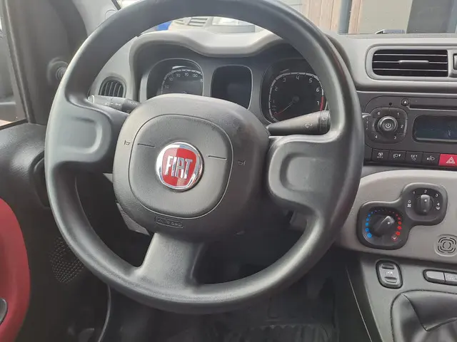 Fiat Panda 1.2 Edizione Cool 2015 Benzine 6
