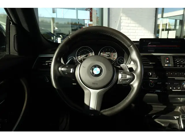BMW 3 Serie Gran Turismo 320i 2020 Benzine 9