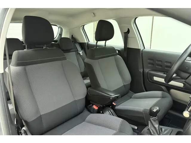 Citroën C3 1.2 PureTech S&S Feel 2018 Benzine 10