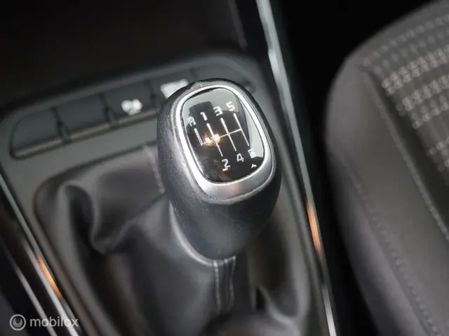 Kia Stonic 1.0 T-GDi MHEV DynamicPlusLine 2021 Benzine 27