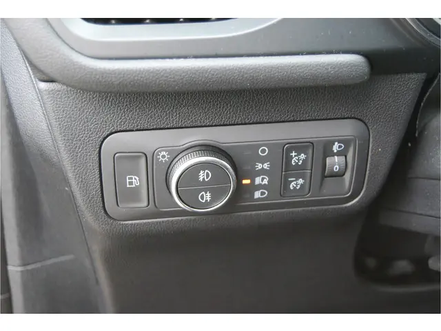 Ford Kuga 2.5 PHEV Titanium 243PK 2024 Hybride Benzine 14