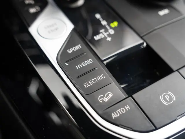 BMW X3 xDrive30e 2022 Hybride Benzine 28