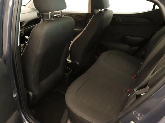 Hyundai i10 1.0 Comfort 2023 Benzine 6
