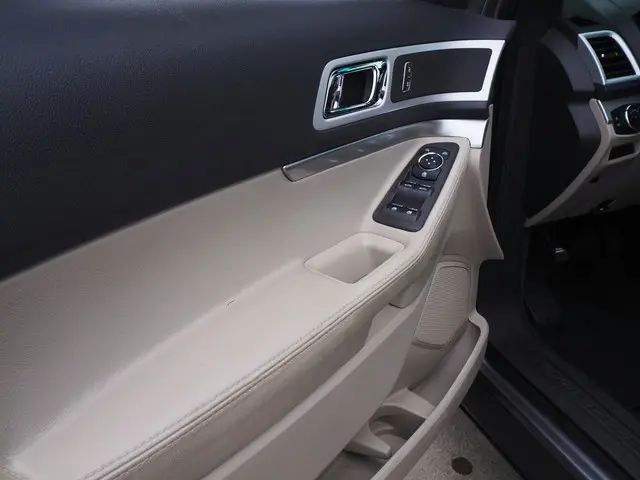 Ford Explorer 3.5 V6 - 7 zitter - 2013 Benzine 18