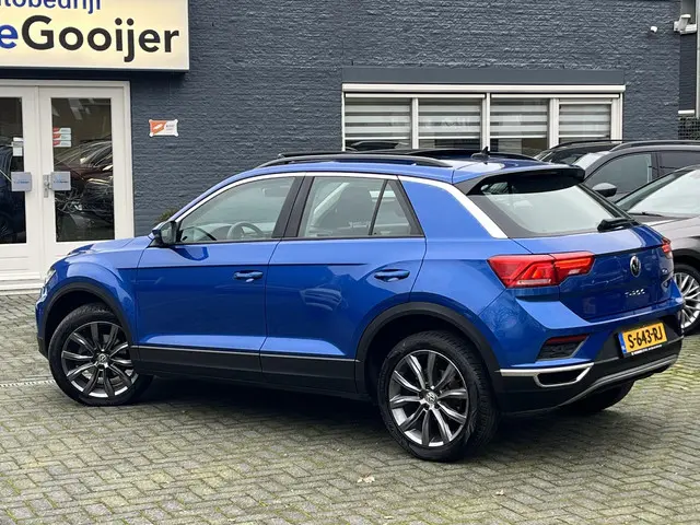 Volkswagen T-Roc 1.0 TSi Style Business 2021 Benzine 6