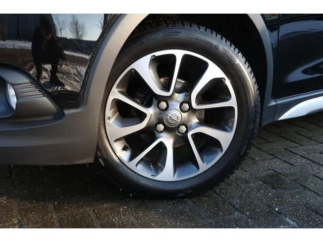 Opel KARL 1.0 Rocks 2018 Benzine 4