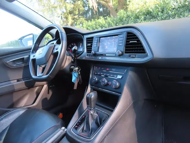 SEAT Leon ST 1.8 TSI FR Business AUTOMAAT 2014 Benzine 14