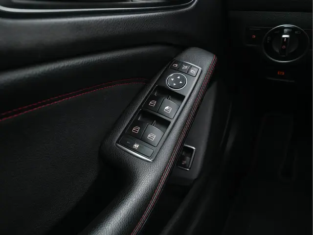 Mercedes-Benz GLA 45 AMG 4-Matic 2015 Benzine 22