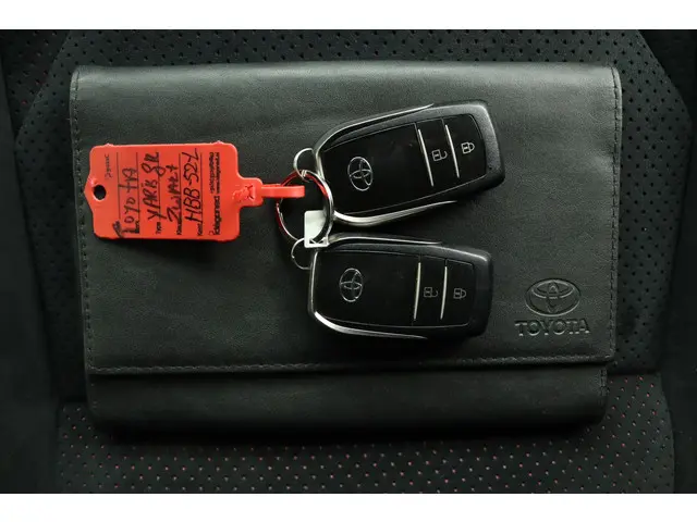 Toyota Yaris 1.6 GR Premium 2021 Benzine 10