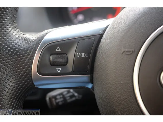 Audi A3 Cabriolet 1.2 TFSI Advance Sport 2014 Benzine 19