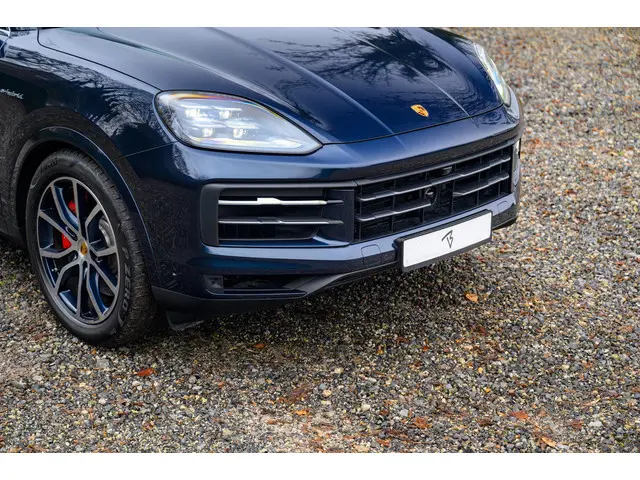 Porsche Cayenne S E-Hybrid 2024 Hybride Benzine 29
