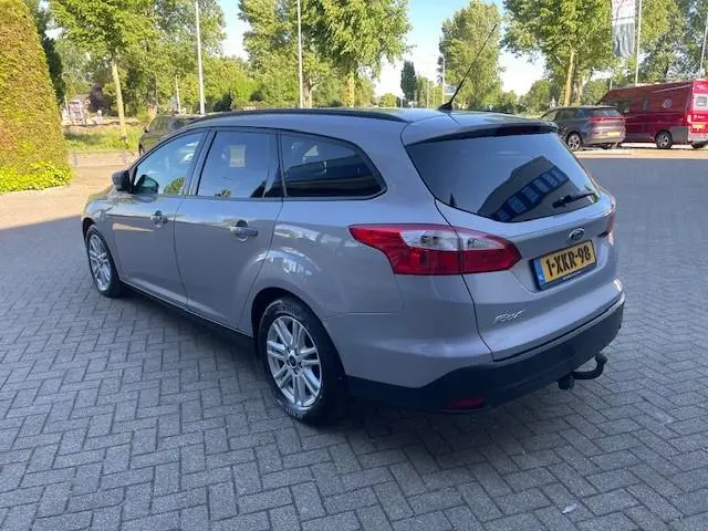 Ford Focus Wagon 1.0 EcoBoost Titanium 2013 Benzine 6