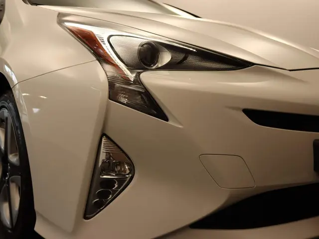 Toyota Prius 1.8 Active 2018 Hybride Benzine 8