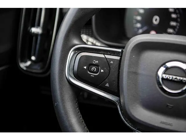 Volvo XC40 1.5 T5 Recharge R-Design 2022 Hybride Benzine 23