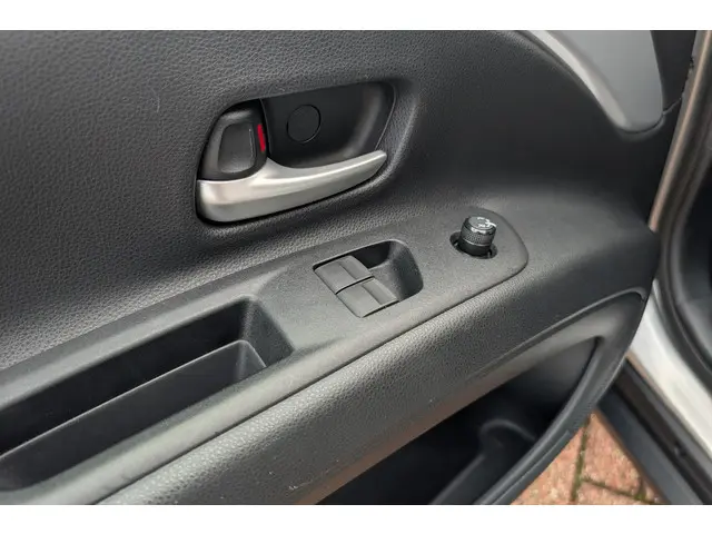 Toyota Aygo X 1.0 VVT-i MT Play 2024 Benzine 16